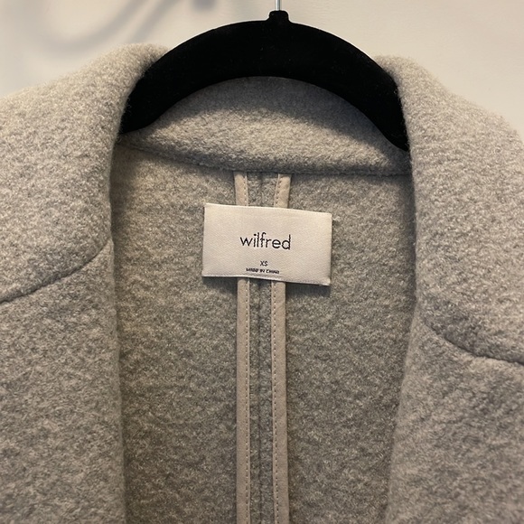 Wilfred merino wool coat in great condition - Picture 3 of 6